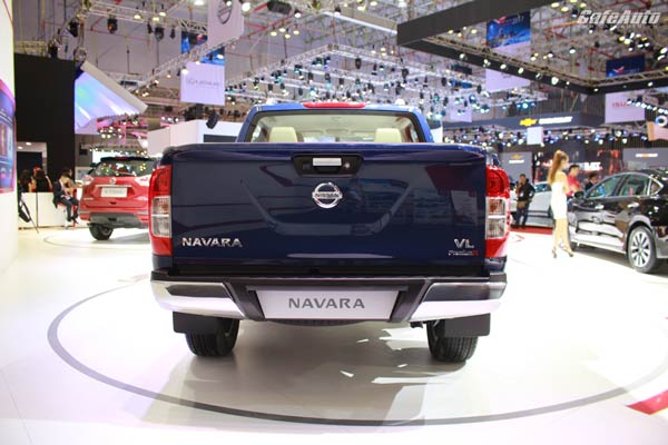 Nissan Navara 2018 nhập khẩu Thái Lan có gì mới ?